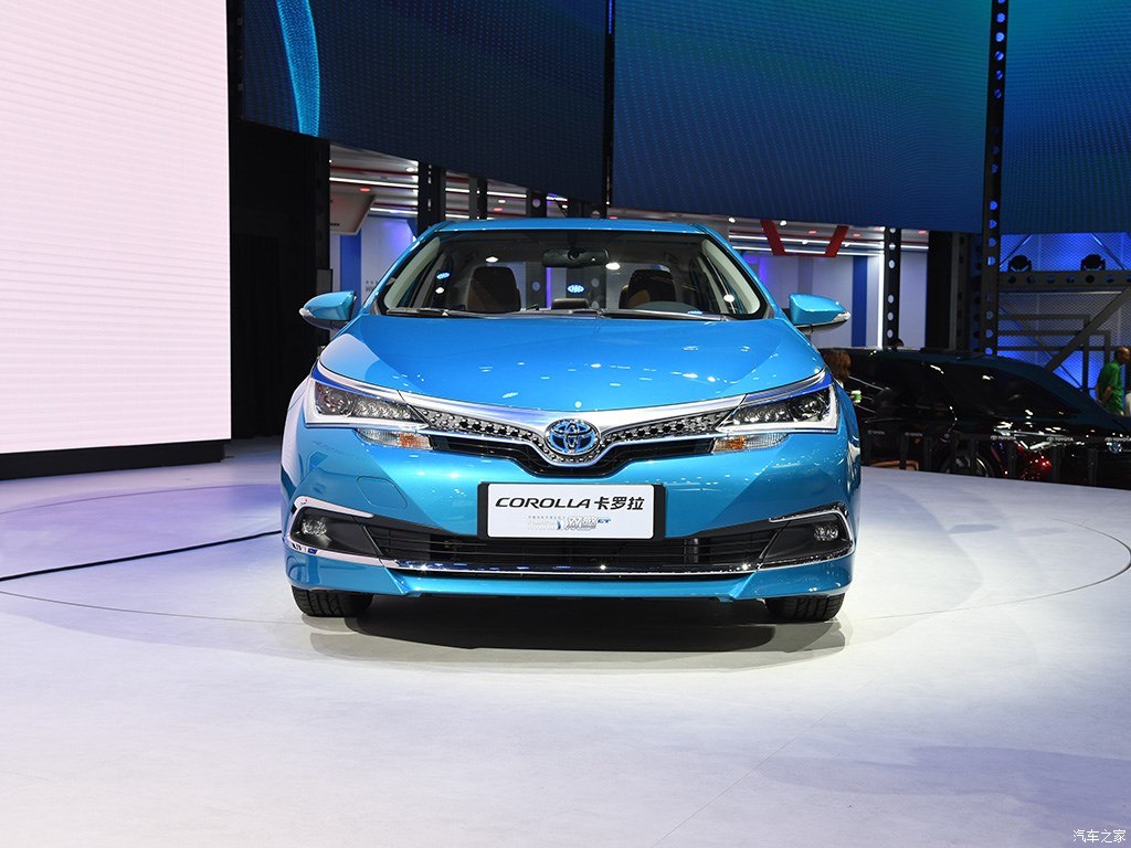 Cận cảnh thiết kế đầu xe của Toyota Corolla PHEV 2019 Cận cảnh thiết kế đầu xe của Toyota Corolla PHEV 2019