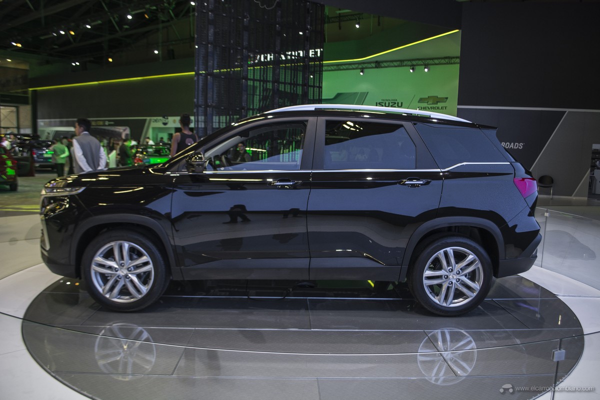 Chevrolet Captiva 2019 dùng vành hợp kim 5 chấu kép