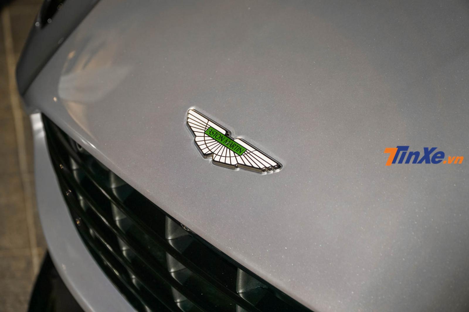 Theo chia sẻ của đại lý Aston Martin Việt Nam, thời gian để đưa một chiếc siêu xe Anh quốc từ lúc đặt cấu hình tới lúc nhận xe rơi vào khoảng 6-7 tháng