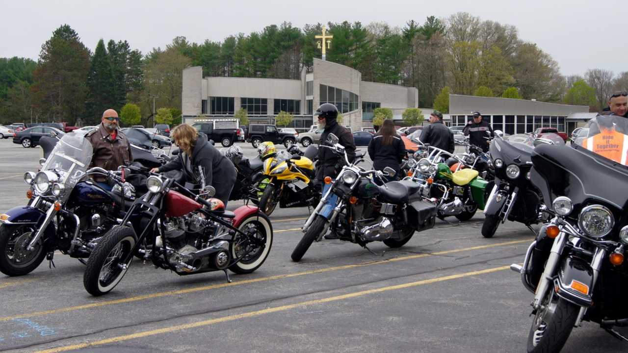 Lễ Blessing of the Bikes Lễ Blessing of the Bikes
