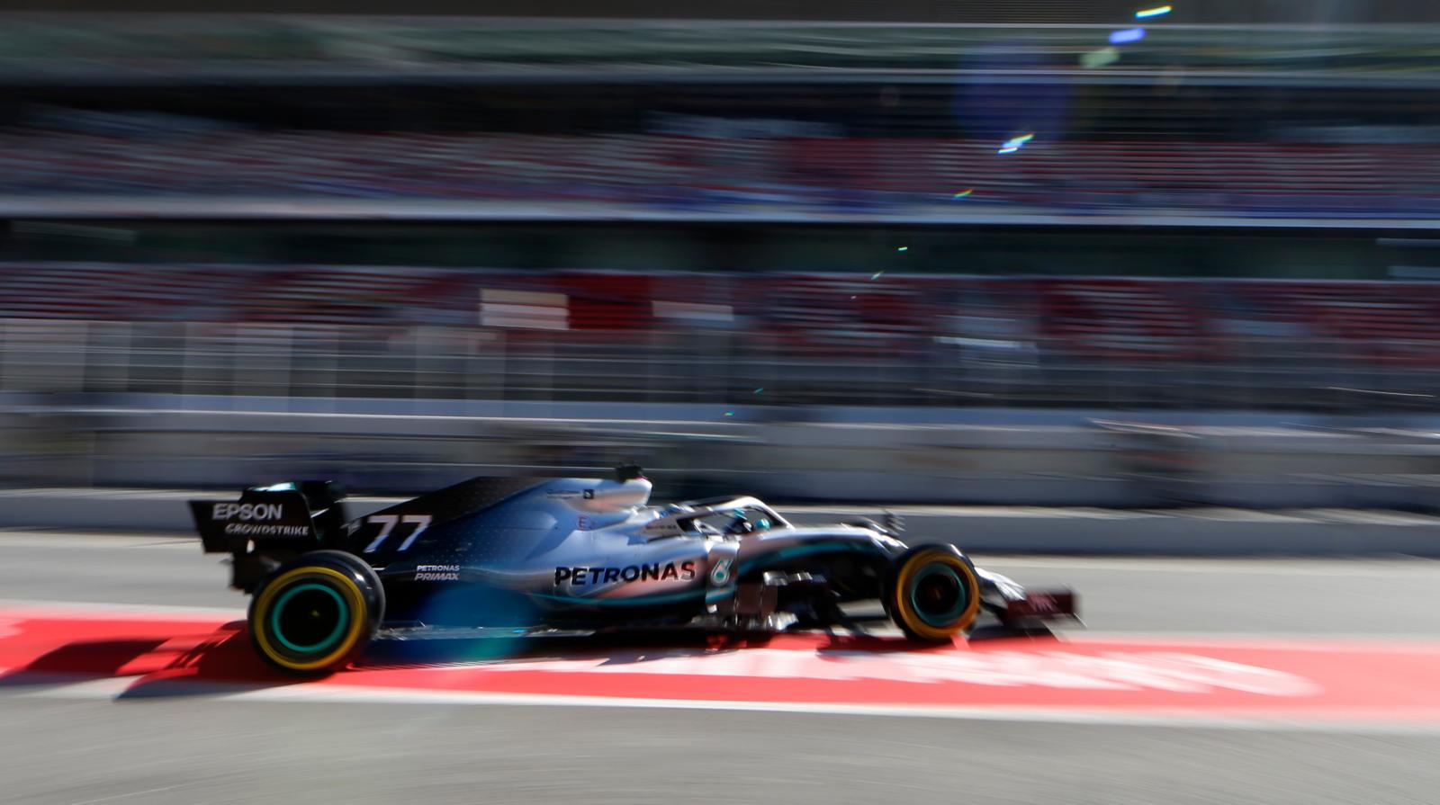 Với sự căng thẳng và áp lực của một cuộc đua F1, chuyện không ấn nhầm nút trên tay lái là rất quan trọng