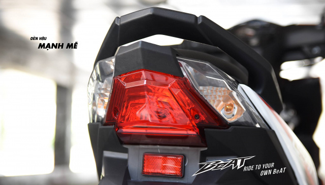 Bộ đèn vẫn sử dụng bóng Halogen truyền thống