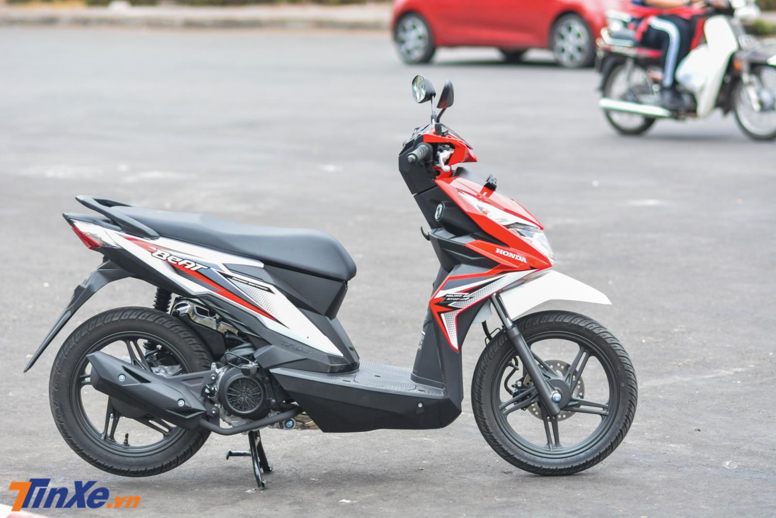 Thiết kế xe gọn gàng và trọng lượng nhẹ hơn Honda Vision