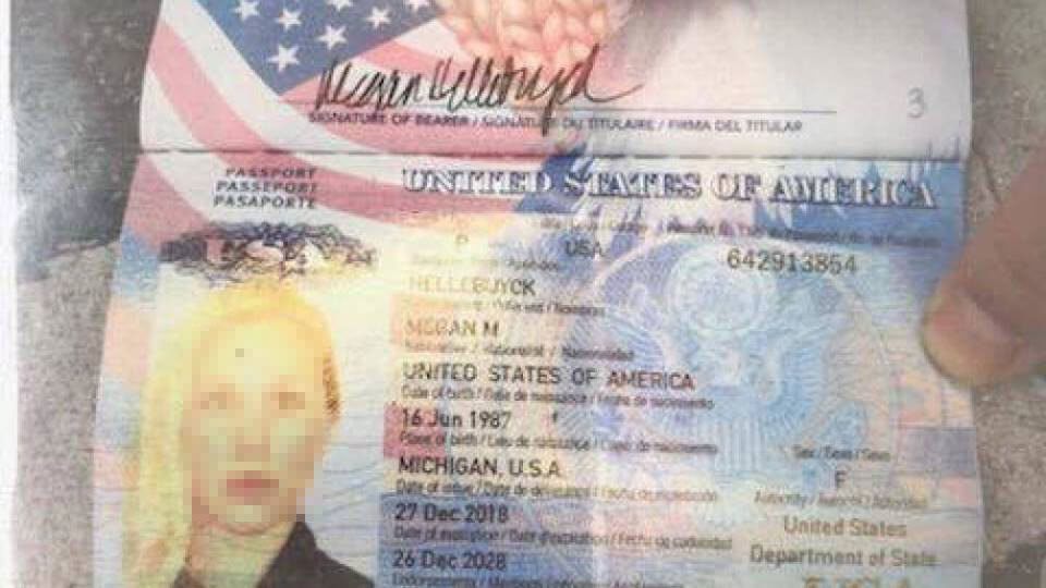 Theo một số thông tin, cô gái mang quốc tịch Mỹ Theo một số thông tin, cô gái mang quốc tịch Mỹ