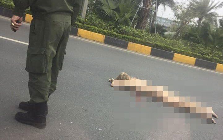 Hiện trường vụ nhảy cầu, cô gái tử vong tại chỗ Hiện trường vụ nhảy cầu, cô gái tử vong tại chỗ