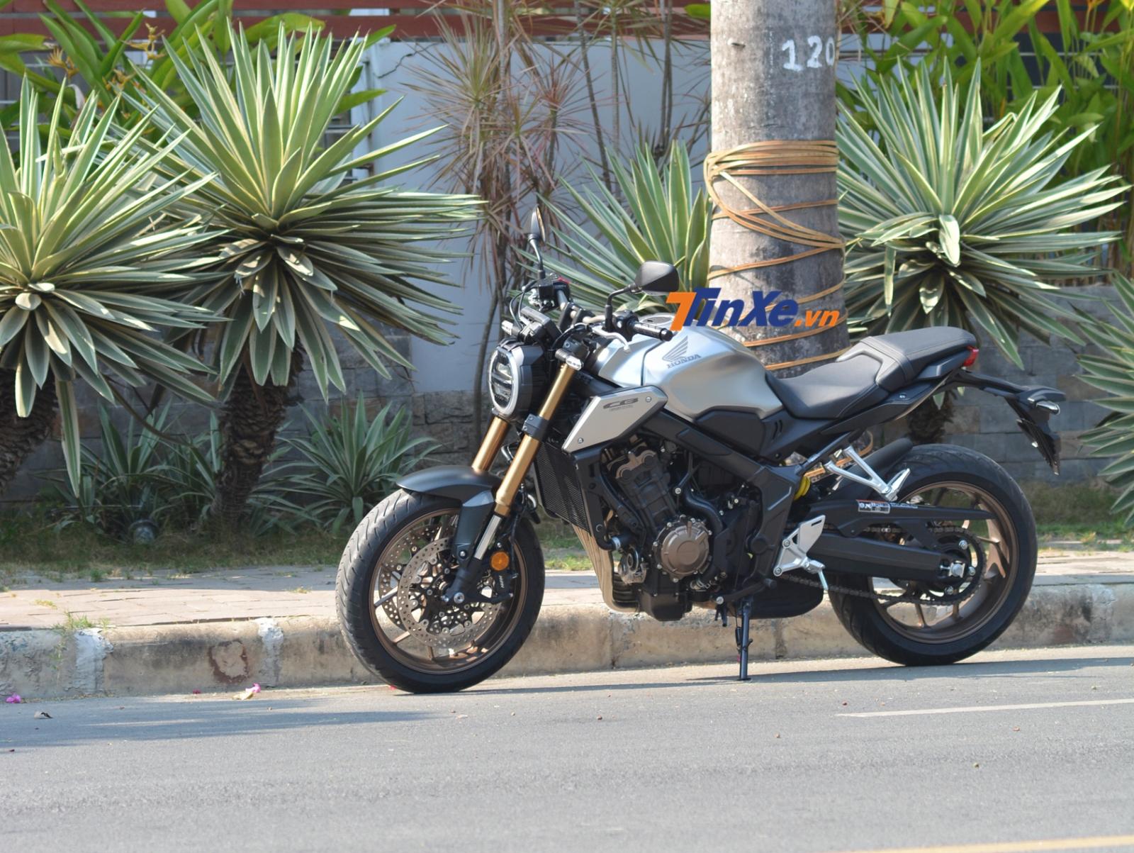 Honda CB650R 2019 có mức tăng đến 20 triệu đồng Honda CB650R 2019 có mức tăng đến 20 triệu đồng