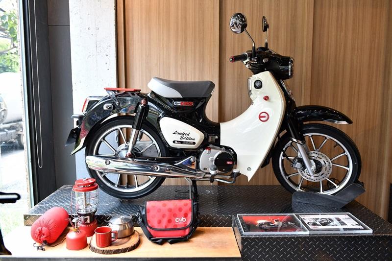 Honda Cub C125 Red Rising của G-Craft Honda Cub C125 Red Rising của G-Craft