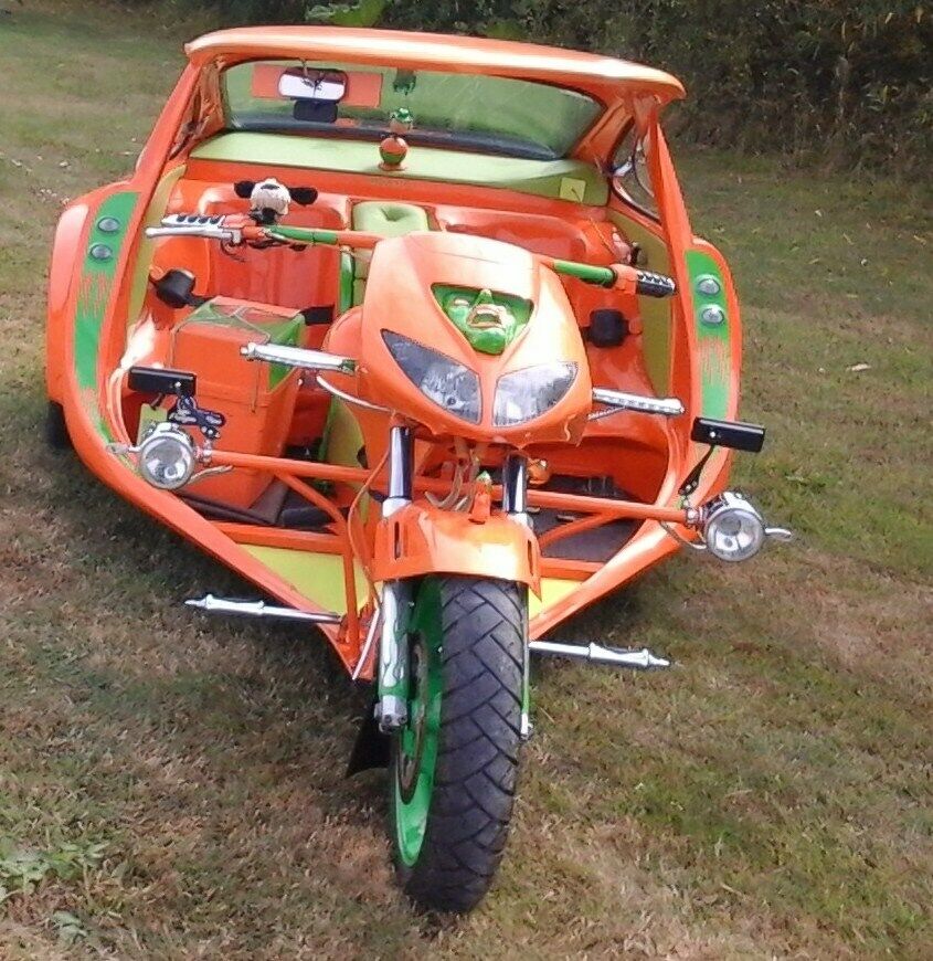 Đầu xe lấy từ Honda Fireblade đời cũ