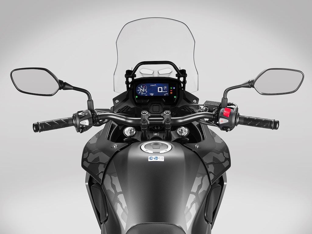 Honda CB500X 2019: Xế phượt sở hữu những chi tiết thay đổi "đáng tiền"