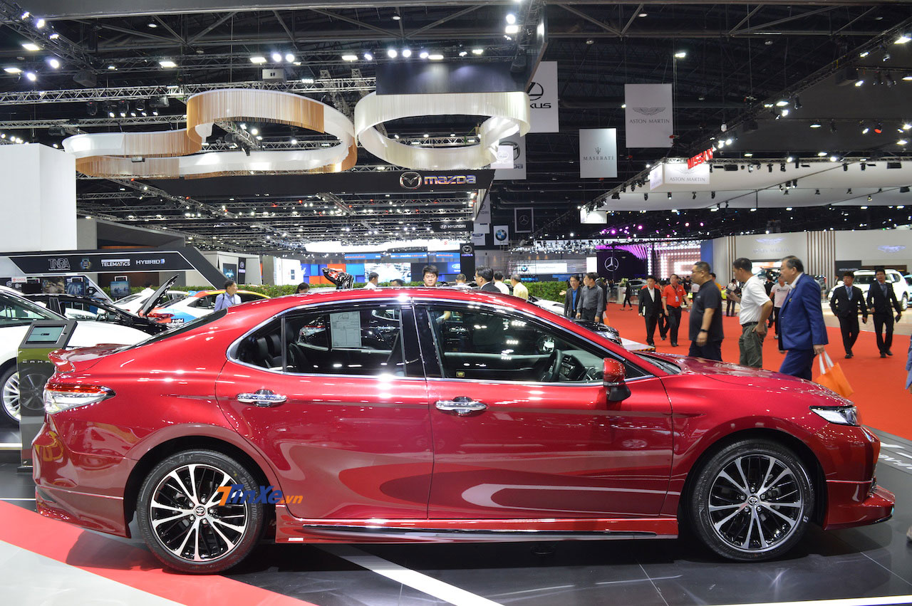 Toyota Camry 2019 có chiều dài cơ sở tăng 50 mm, cung cấp nội thất rộng rãi hơn