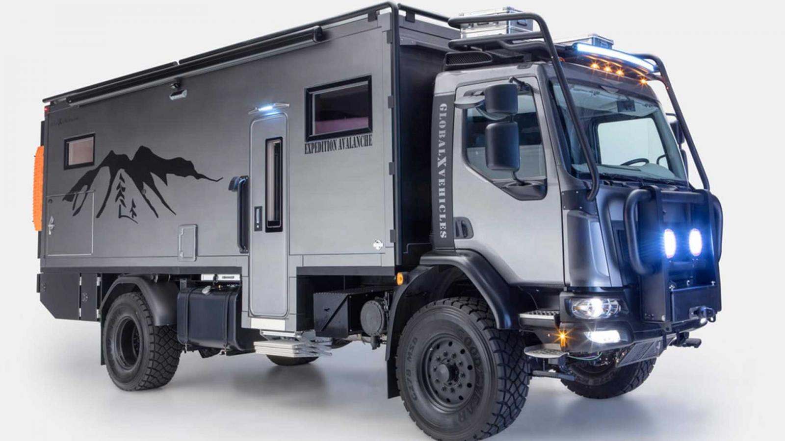 Phía ngoài của Patagonia có đầy sự cứng cáp và an toàn để vượt qua các tình huống khó