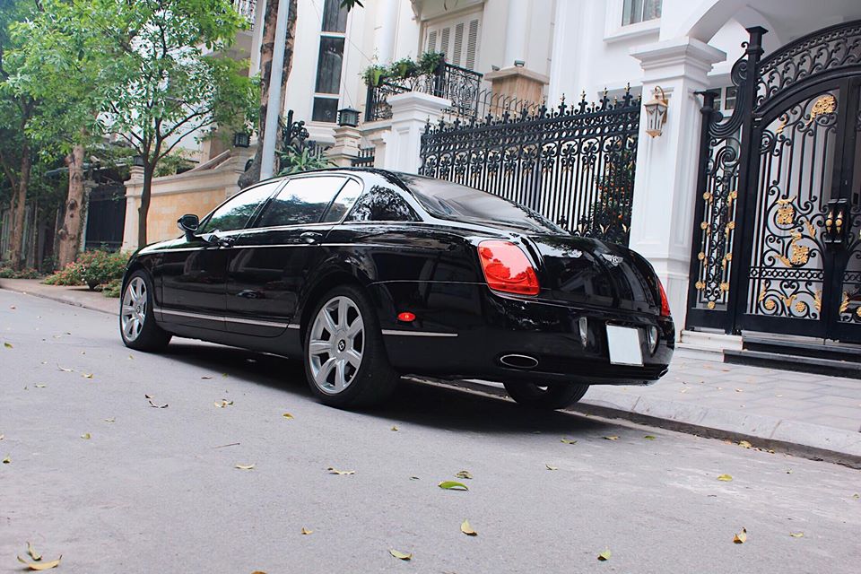 Xe đã lăn bánh quãng đường dài hơn 32.000 km Xe đã lăn bánh quãng đường dài hơn 32.000 km