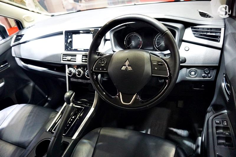 Nội thất bên trong chiếc Mitsubishi Xpander 2019 được trưng bày trong triển lãm xe Bangkok 2019