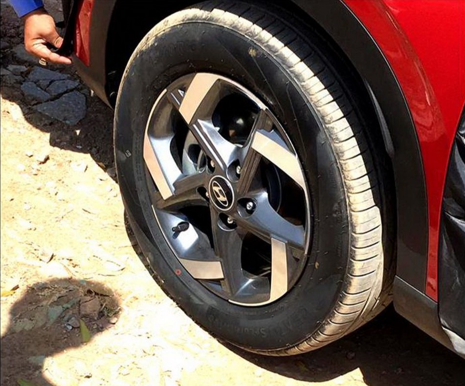 Bộ vành hợp kim 5 chấu kép của Hyundai Venue