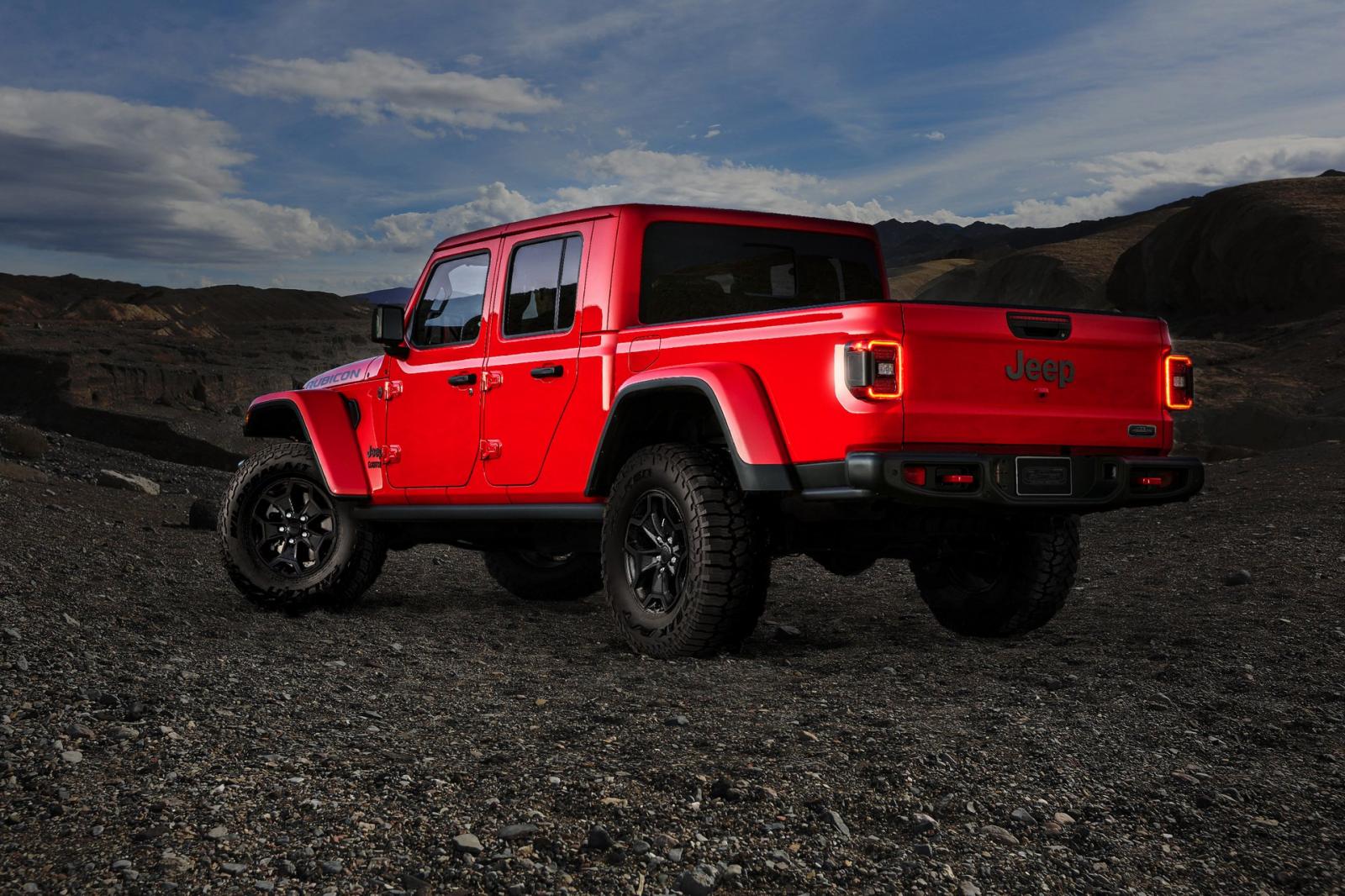 Jeep Gladiator Launch Edition 2020 phiên bản màu đỏ