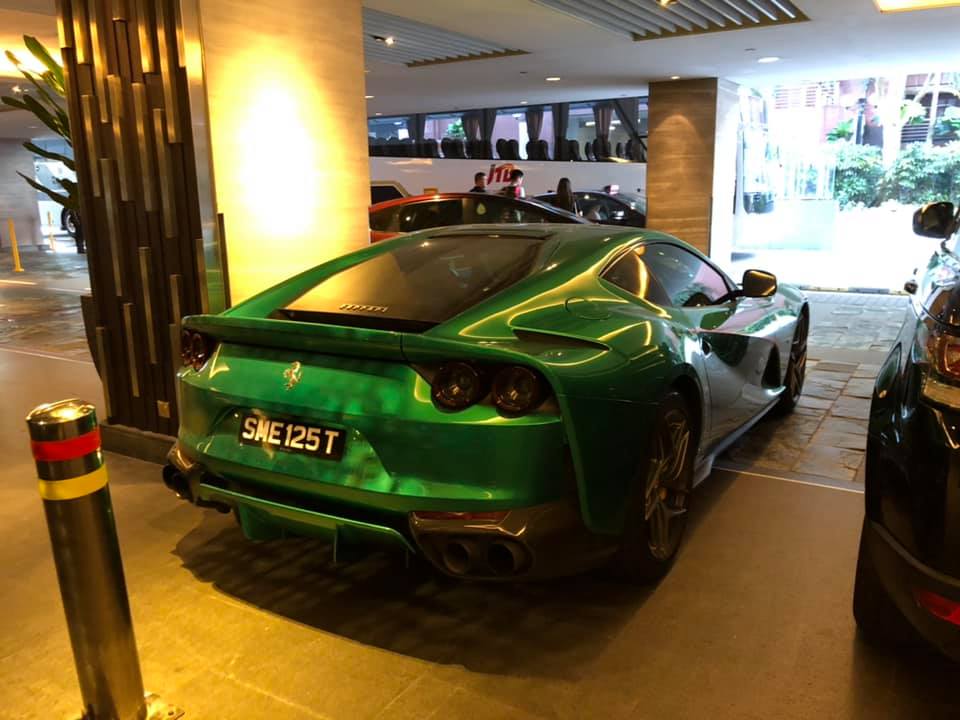 Màu sơn Green Jewel từng xuất hiện trên một chiếc siêu xe Ferrari 488 Spider đặc biệt sinh ra để đấu giá