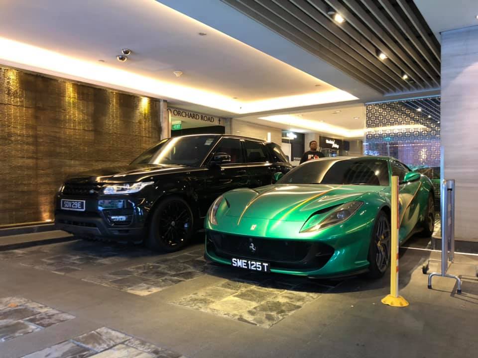 Ferrari 812 Superfast hơn 24 tỷ đồng với bộ cánh siêu độc đã được bàn giao cho đại gia Singapore 