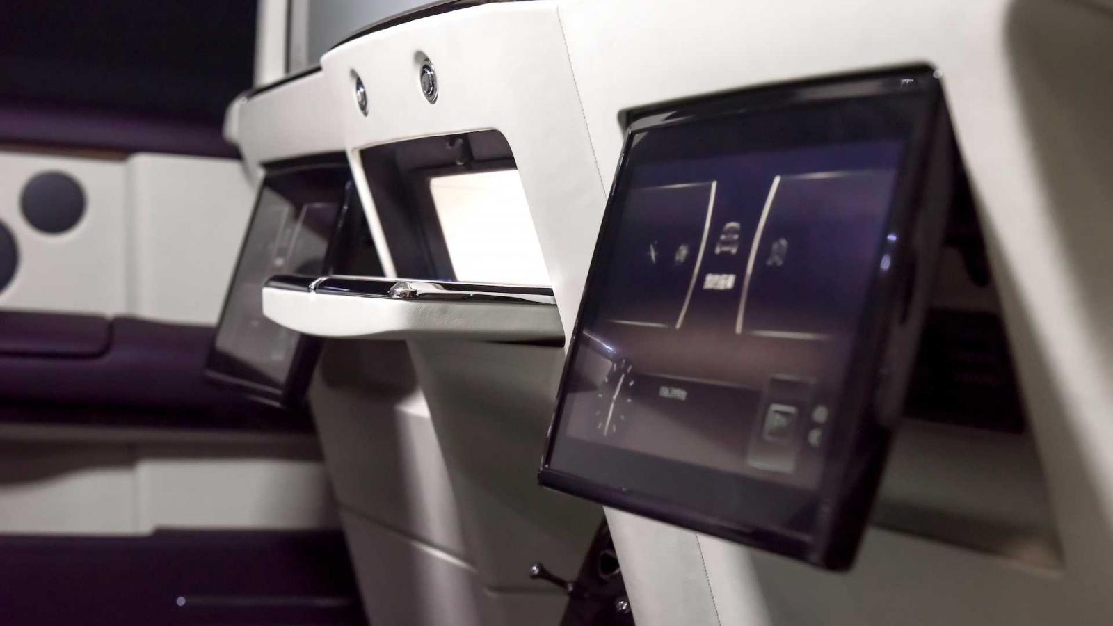 2 màn hình giải trí 12 inch