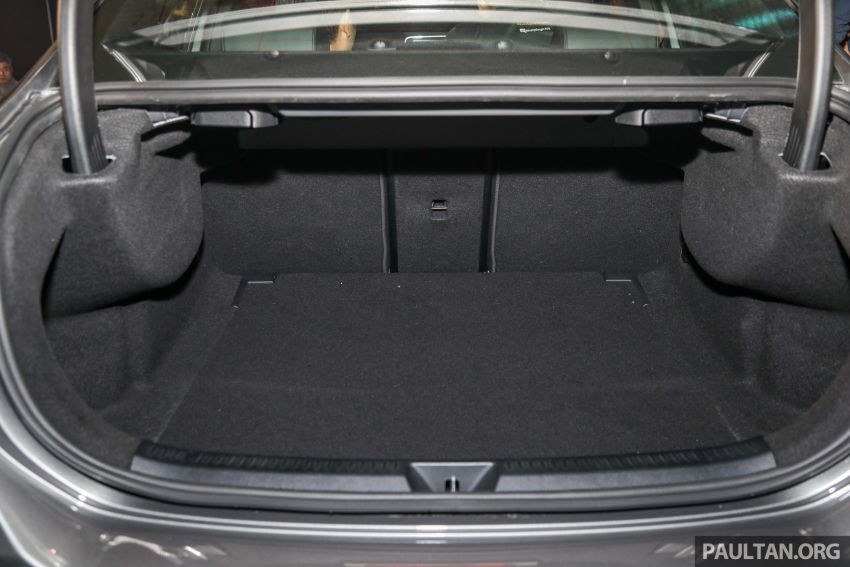 Cốp sau của Mercedes-Benz A-Class Sedan 2019 Cốp sau của Mercedes-Benz A-Class Sedan 2019