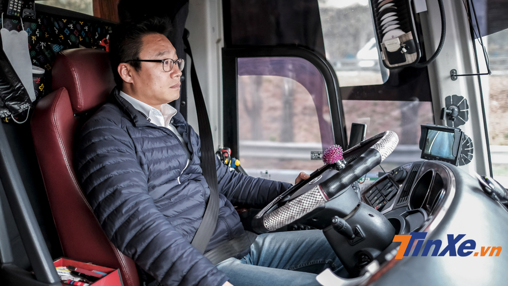 Các lái xe Hàn Quốc luôn từ tốn di chuyển khi gặp tắc đường và luôn tuân thủ luật giao thông