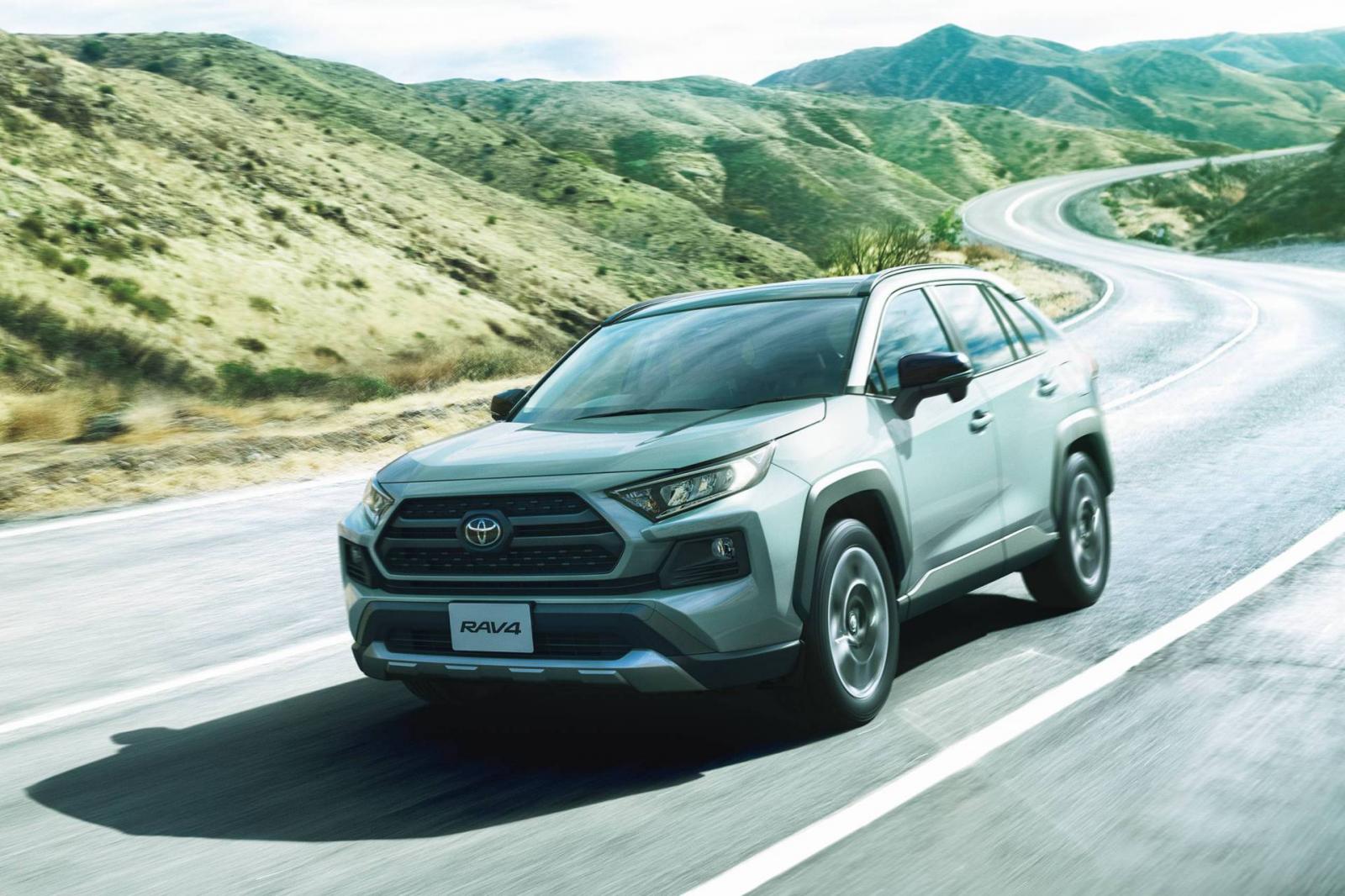 Toyota RAV4 2019 ra mắt thị trường Nhật Bản