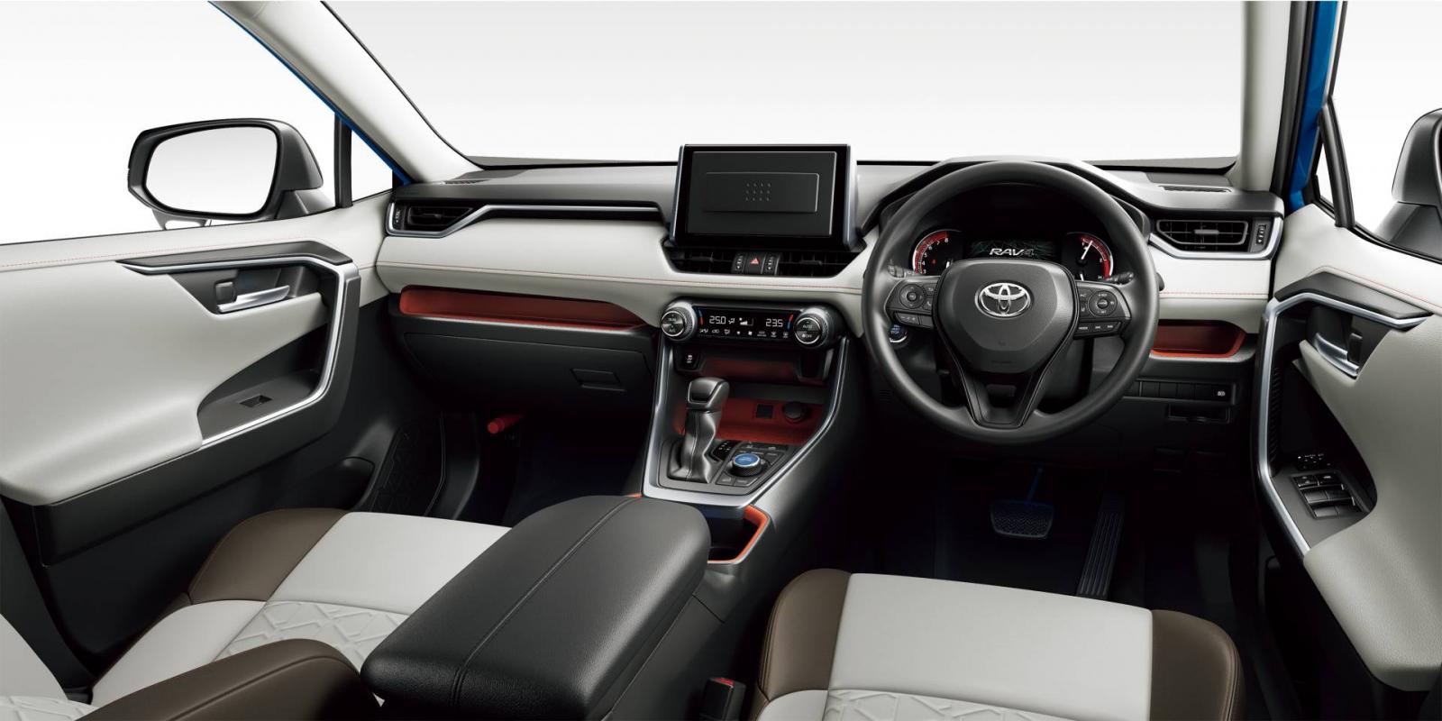 Nội thất bên trong Toyota RAV4 2019 tại Nhật Bản