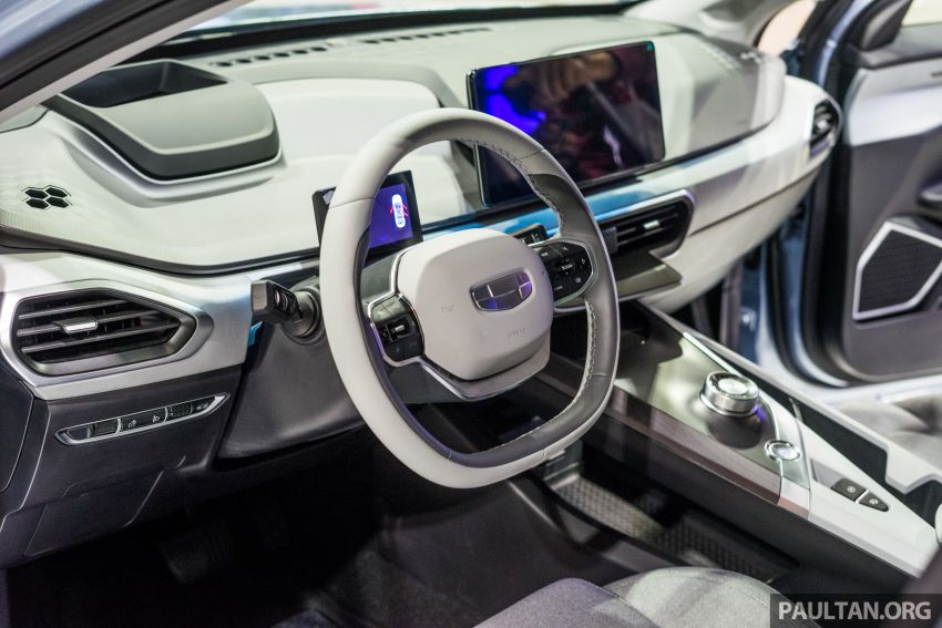 Trang bị khoang lái của Geometry A