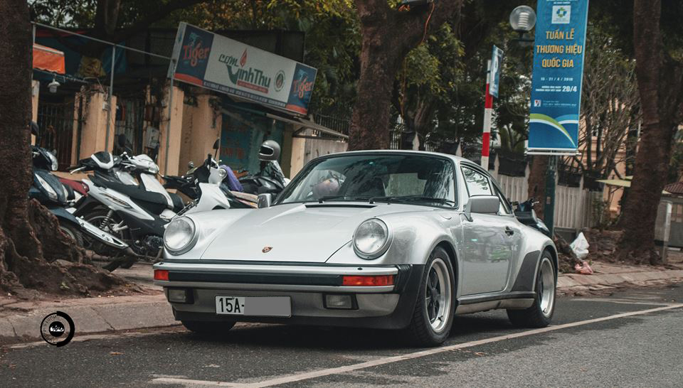 Porsche 930 Turbo nhập lậu về Việt Nam đã có biển kiểm soát mang đầu số Hải Phòng Porsche 930 Turbo nhập lậu về Việt Nam đã có biển kiểm soát mang đầu số Hải Phòng