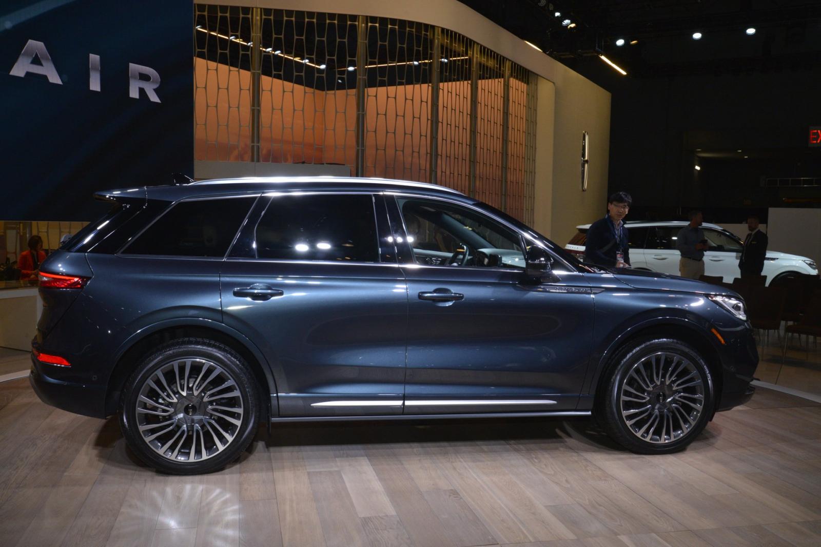 Lincoln Corsair sử dụng chung khung gầm với Ford Everest