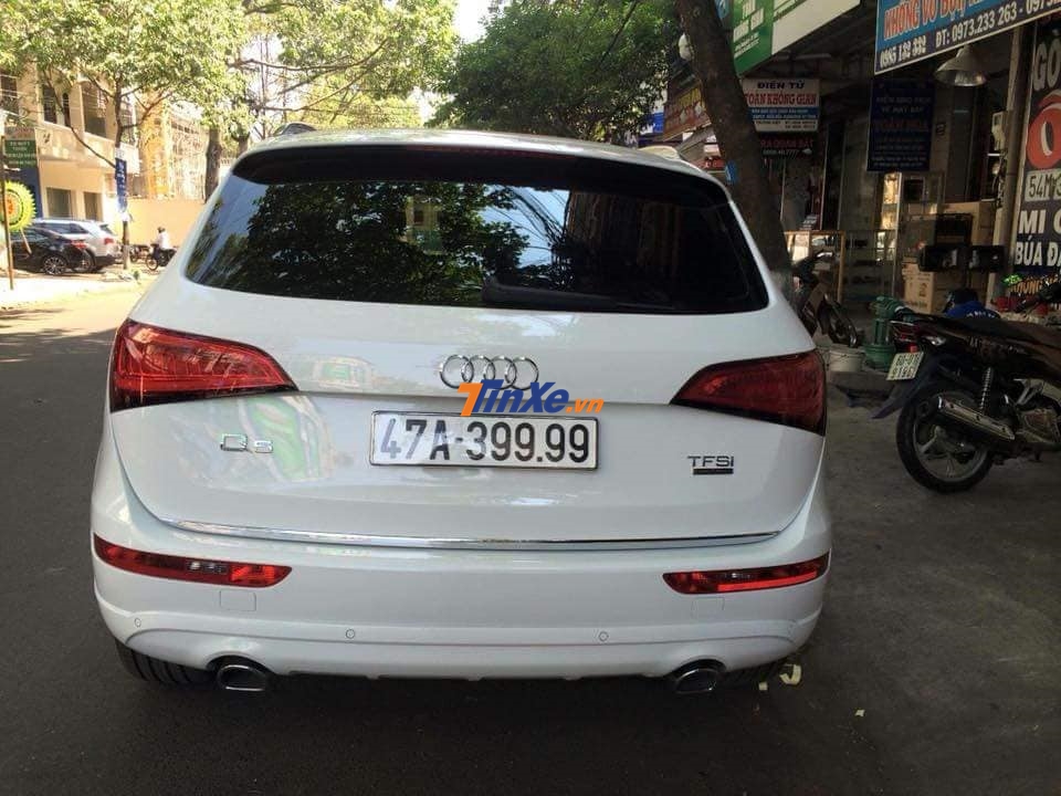 Hay Audi Q5 đeo biển tứ quý 9 cũng nằm trong bộ sưu tập xe biển khủng của doanh nhân Đắk Lắk