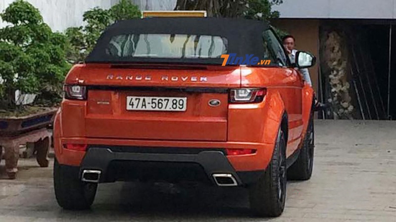 Range Rover Evoque mui trần màu cam này về ở Đắk Lắk khá bí ẩn