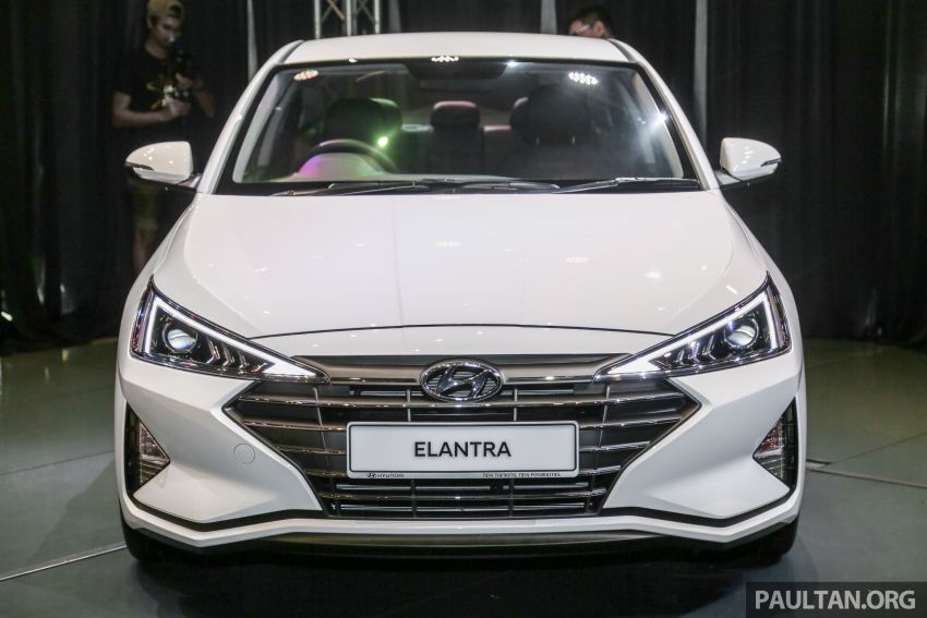 Cận cảnh đầu xe của Hyundai Elantra 2019
