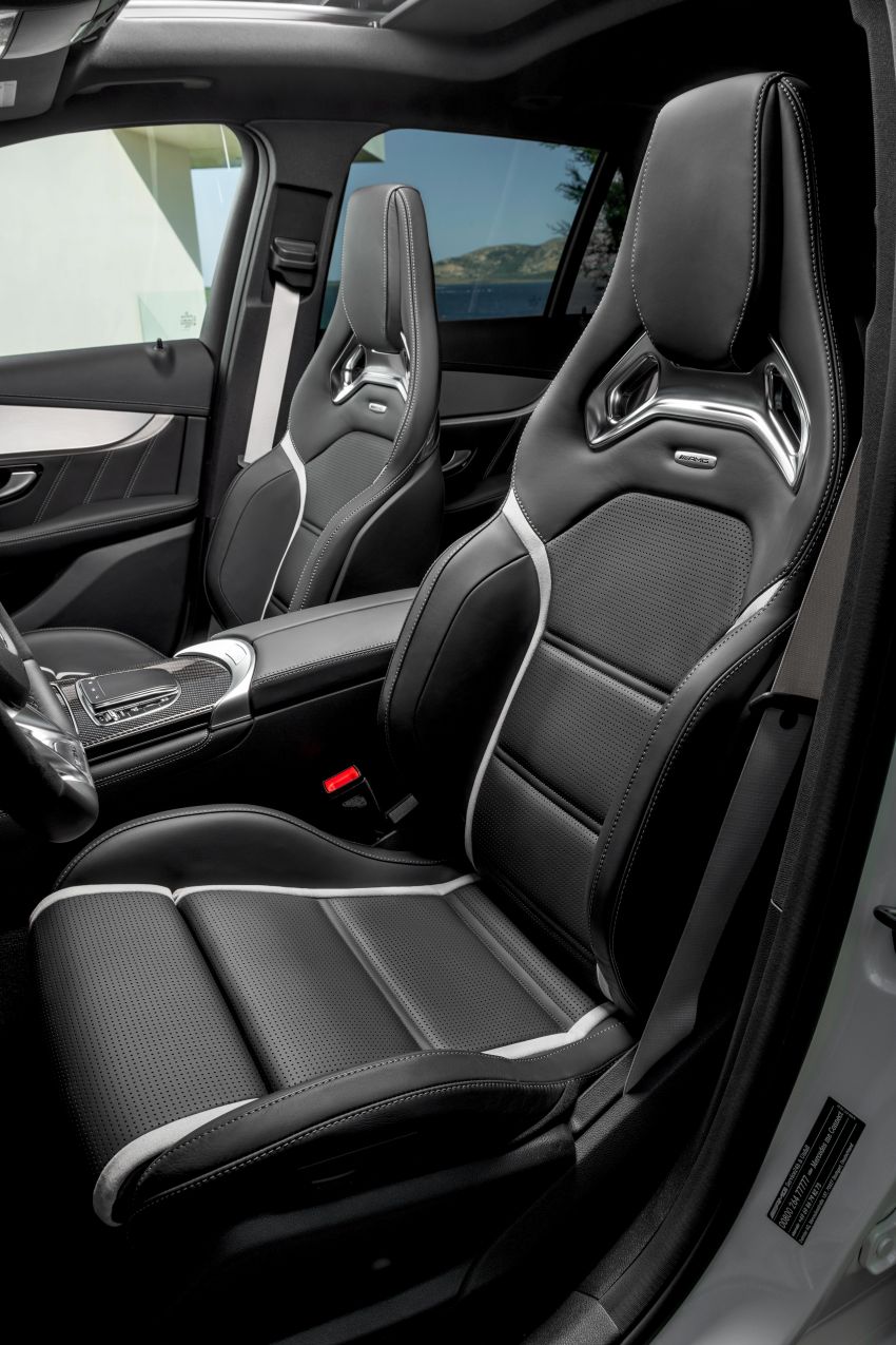 Ghế thể thao trên Mercedes-AMG GLC 63 bản mới