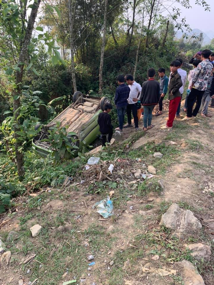 Vụ tai nạn xảy ra gần dốc Lử Thần, huyện Si Ma Cai Vụ tai nạn xảy ra gần dốc Lử Thần, huyện Si Ma Cai