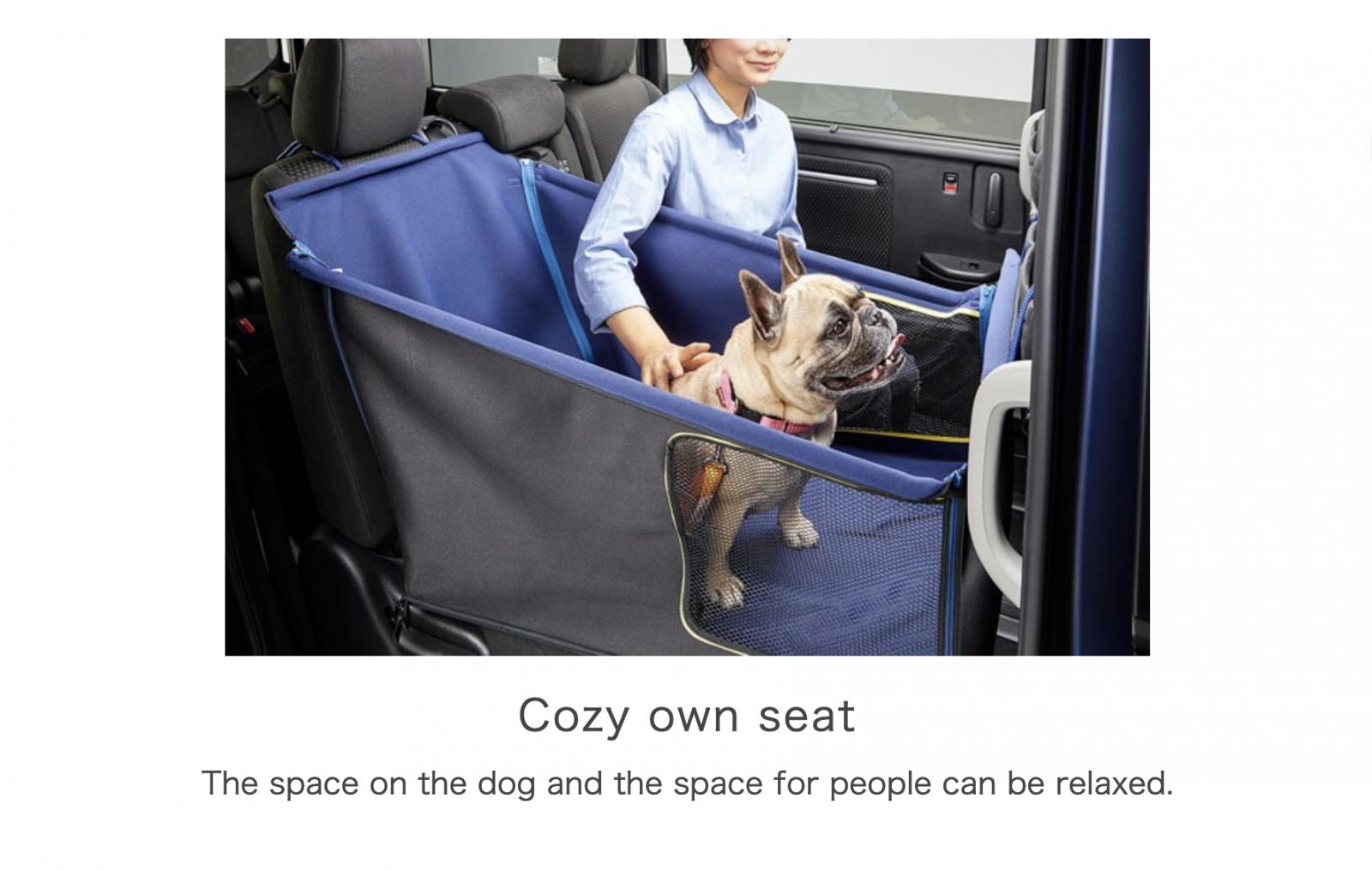 Trang bị ghế ngồi riêng dành cho chó cưng trong xe