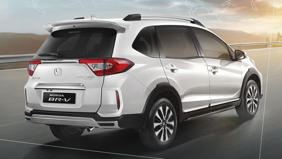 Đuôi xe của Honda BR-V 2019 cũng có một số chi tiết mới