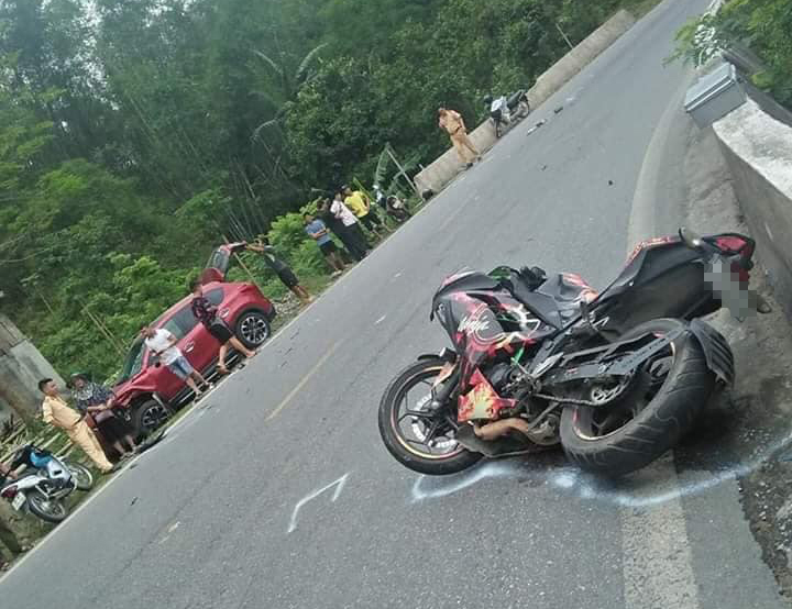 Hiện trường vụ tai nạn giao thông Hiện trường vụ tai nạn giao thông