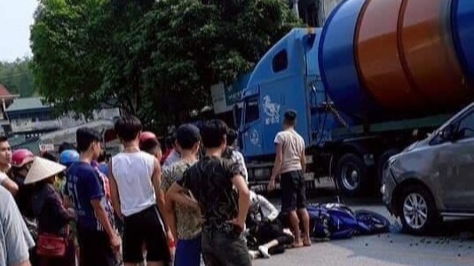 Nạn nhân vụ tai nạn bất tỉnh ngay sau đó Nạn nhân vụ tai nạn bất tỉnh ngay sau đó