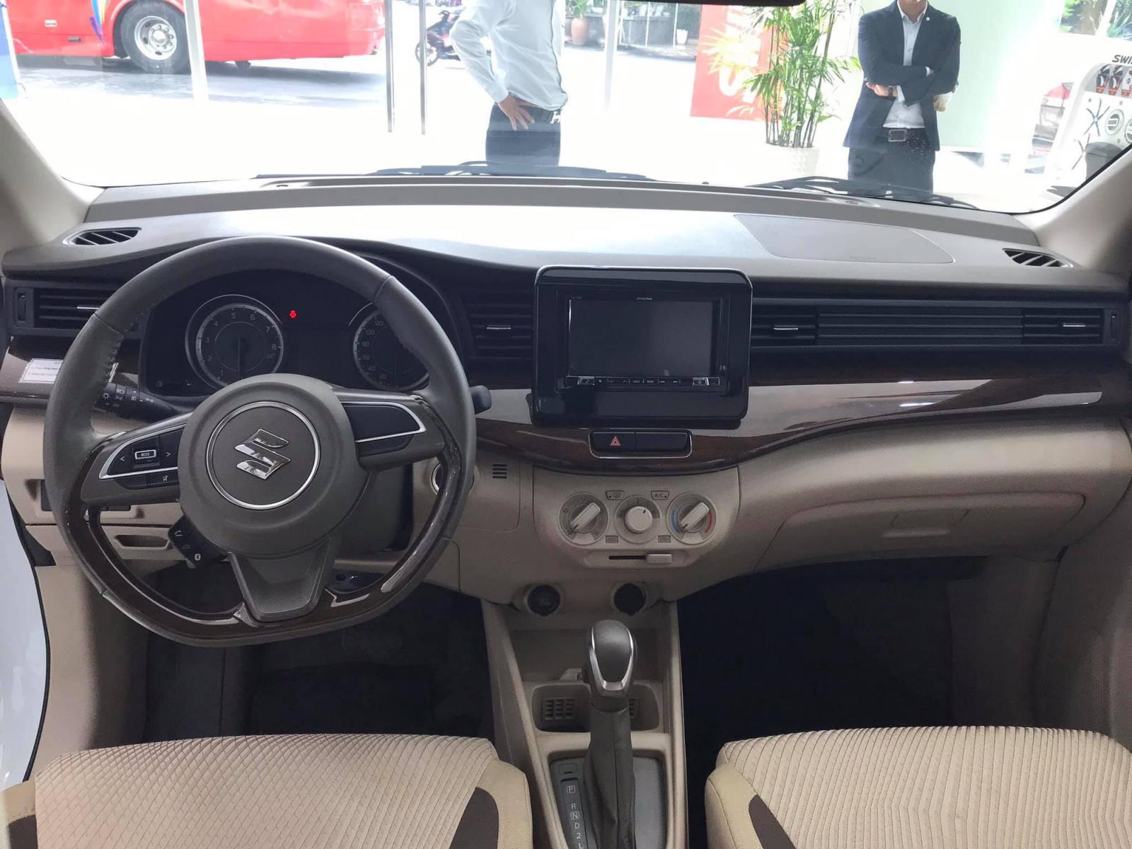 Nội thất bên trong xe có phần “giản dị”