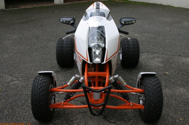 Chiếc xe sở hữu bộ khung và trục bánh, giảm xóc hoàn toàn mới 