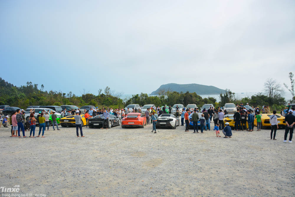 Những chiếc siêu xe của các thành viên Car & Passion 2018 đi đến đâu cũng gây sự chú ý Những chiếc siêu xe của các thành viên Car & Passion 2018 đi đến đâu cũng gây sự chú ý