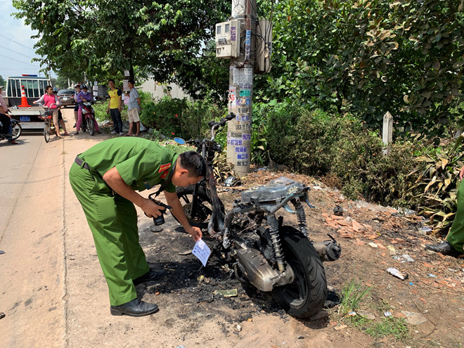 Hiện trường sự việc đốt xe máy tại tỉnh Bình Dương