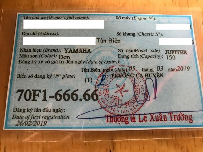 Giấy tờ chiếc xe Yamaha Exciter 150 phiên bản nhập, Exciter tại thị trường Indonesia được gọi là Jupiter MX King 150. Giấy tờ chiếc xe Yamaha Exciter 150 phiên bản nhập, Exciter tại thị trường Indonesia được gọi là Jupiter MX King 150.