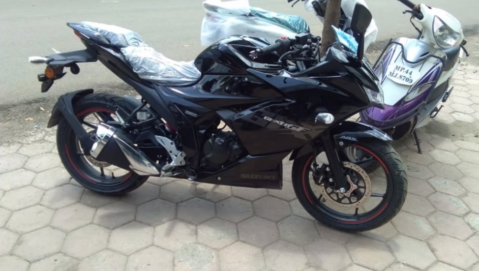 Suzuki Gixxer SF155