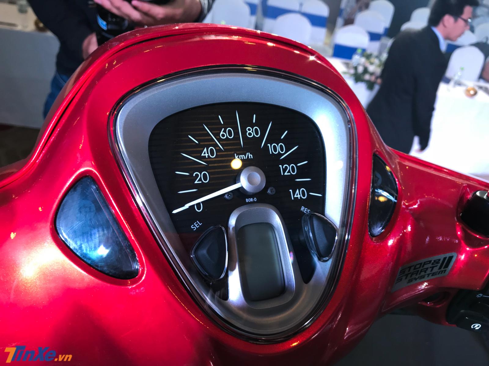 Ngoài bộ tem trùm mới, những chiếc Yamaha Latte độ này có thiết kế không thay đổi Ngoài bộ tem trùm mới, những chiếc Yamaha Latte độ này có thiết kế không thay đổi