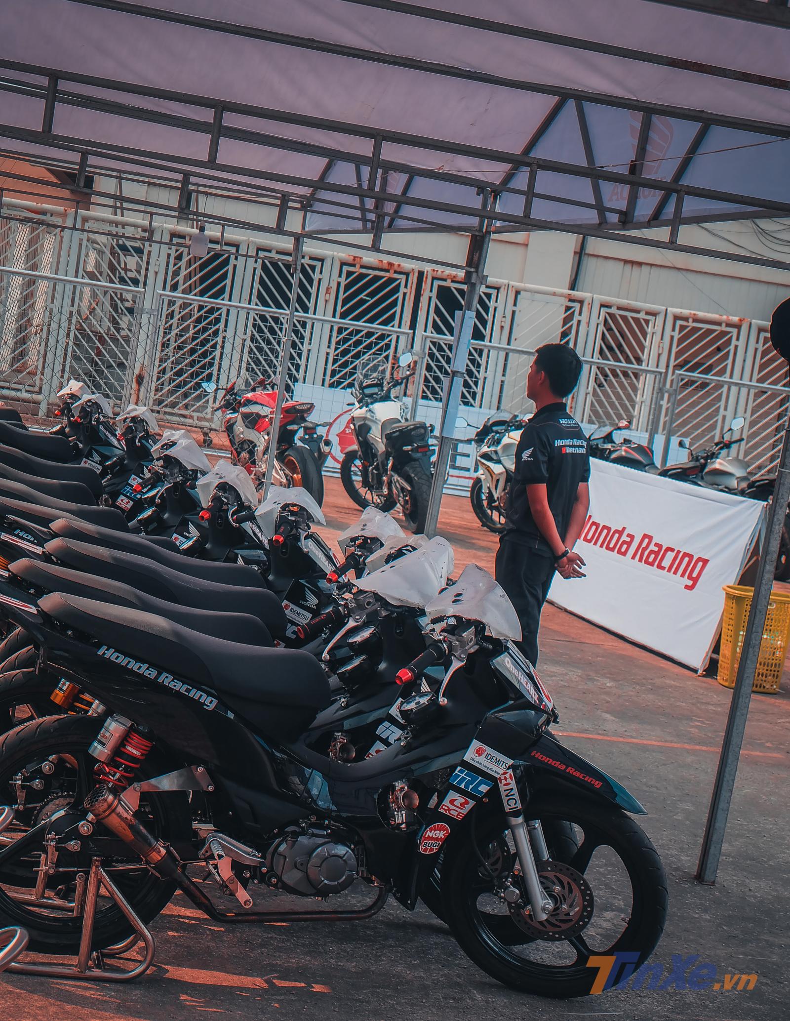 Giải đua có sự xuất hiện của mẫu xe Wave 130 Giải đua có sự xuất hiện của mẫu xe Wave 130