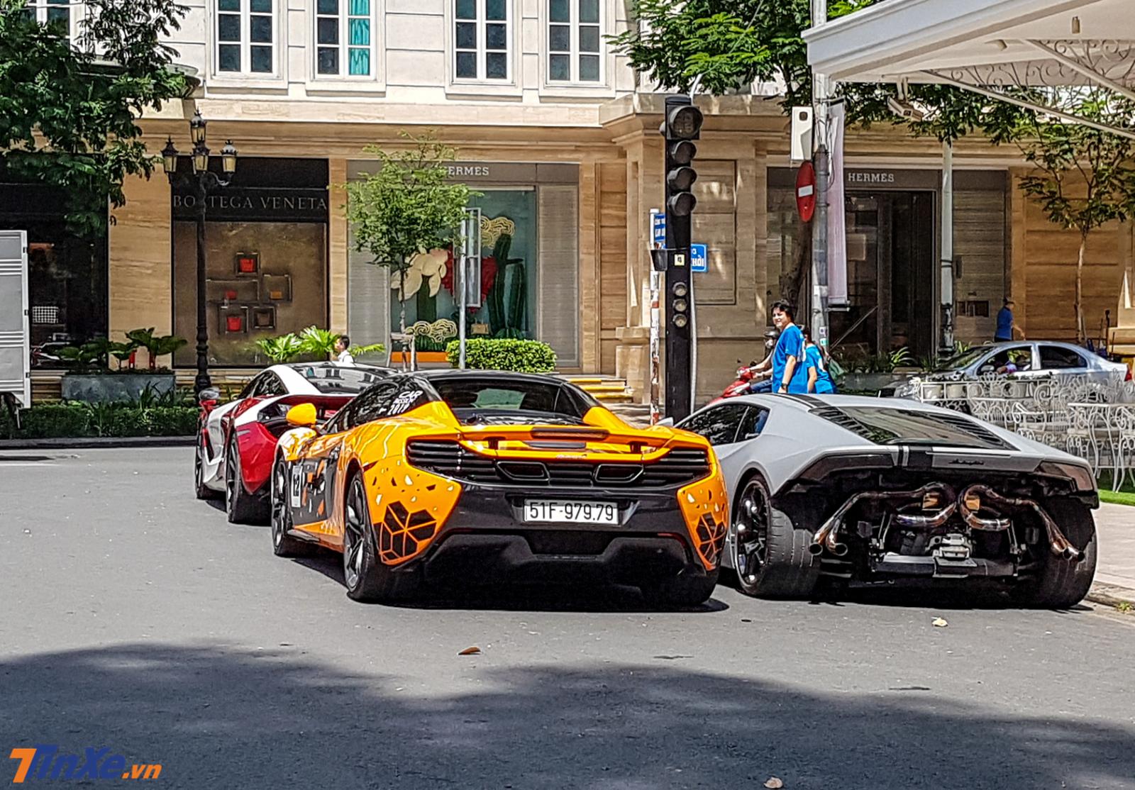 siêu xe McLaren 650S Spider màu cam