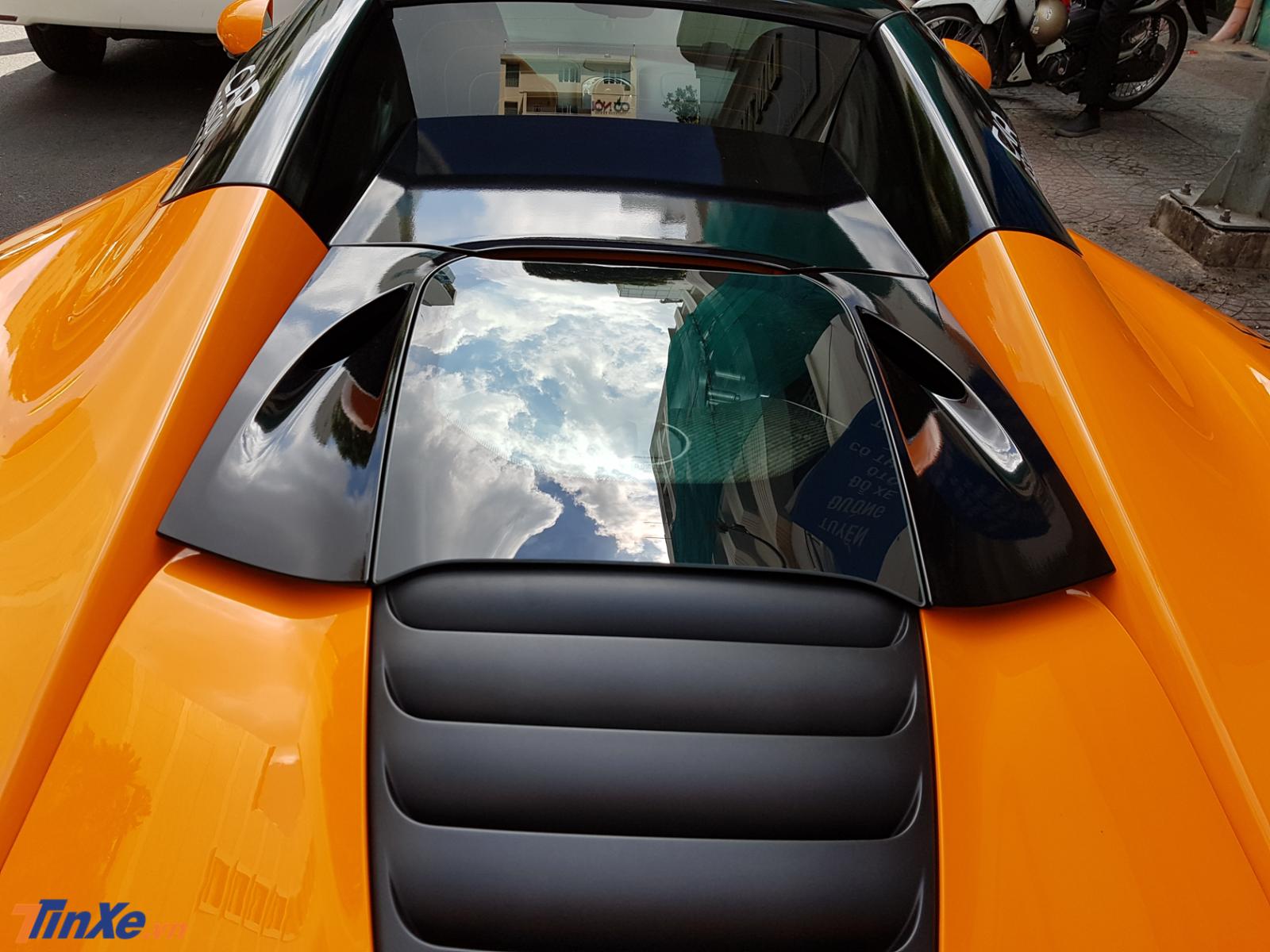 Siêu xe McLaren 650S Spider được trang bị động cơ V