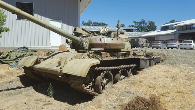 Chiếc T-55 mà Chad mua từng thuộc bộ sưu tập xe tăng của Jacques Littlefield