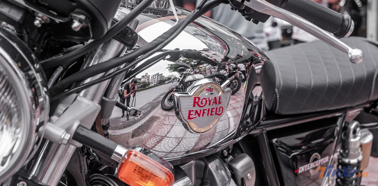 Phiên bản cao cấp nhất của mẫu xe mang bộ màu Chrome đầy lôi cuốn